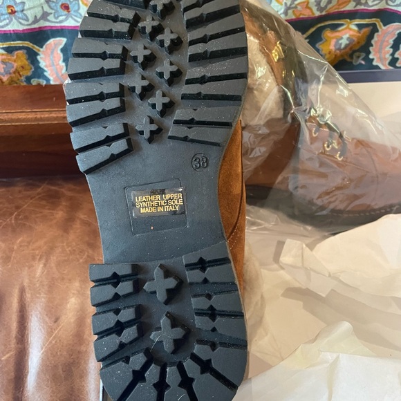 NWT Napoleani suede and shearling ankle boots - Picture 5 of 6